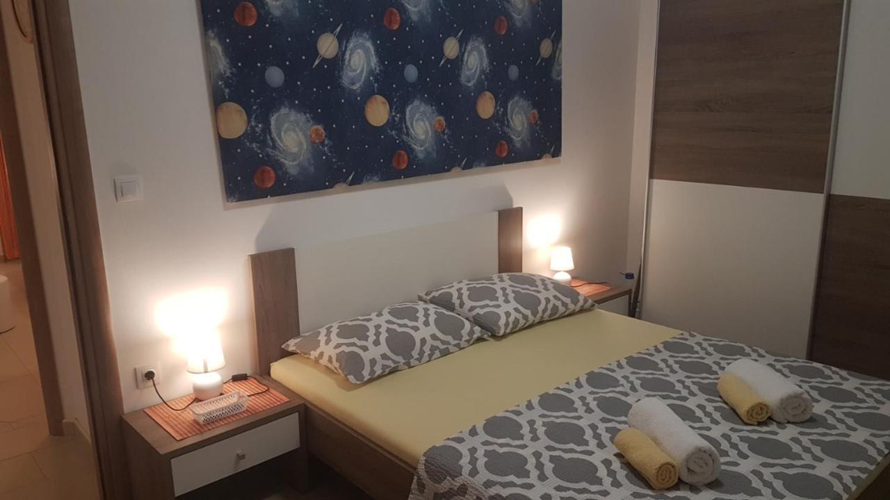 Apartment Orange Brist 普拉 外观 照片